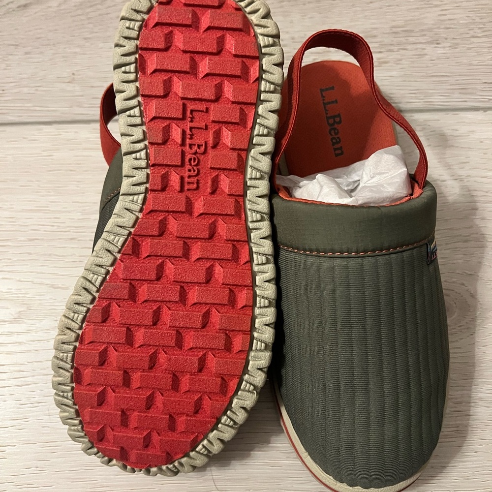L.L. Bean Mule Sandals Clogs Green Red Slip On Shoes Kids Size 1-2 NEW - Picture 2 of 3